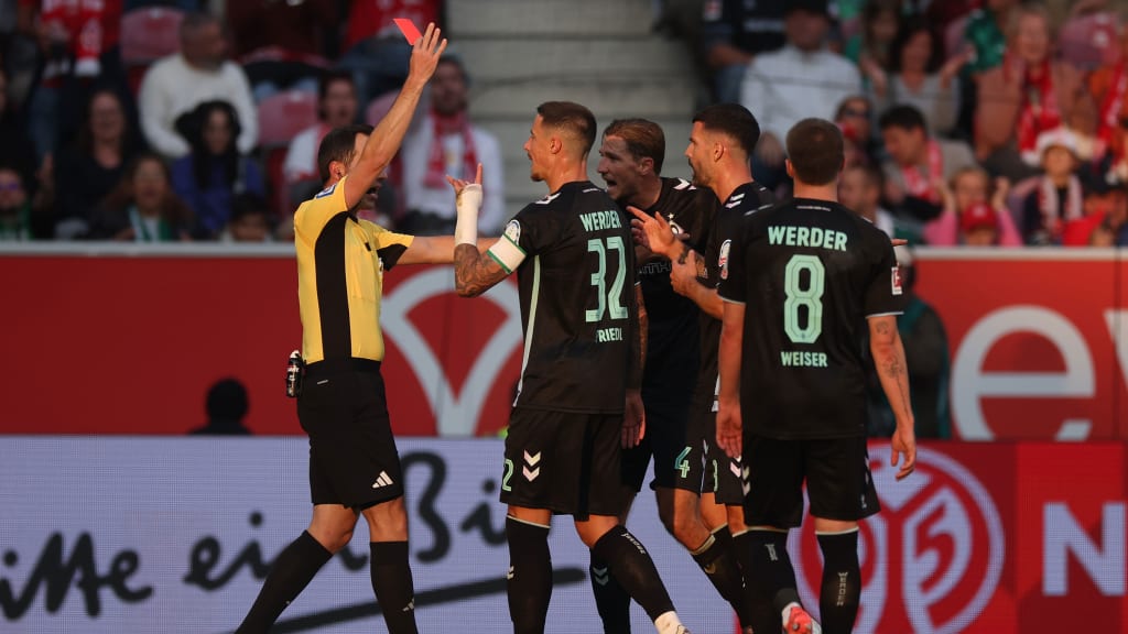 Marco Friedl,Werder Bremen,Rote Karte