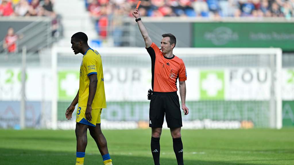 Patrick Nkoa,Eintracht Braunschweig,Rote Karte