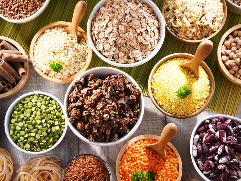 Ein Forschungsüberblick zeigt: Mit der leistungssportgerechten Nährstoffversorgung hapert es.