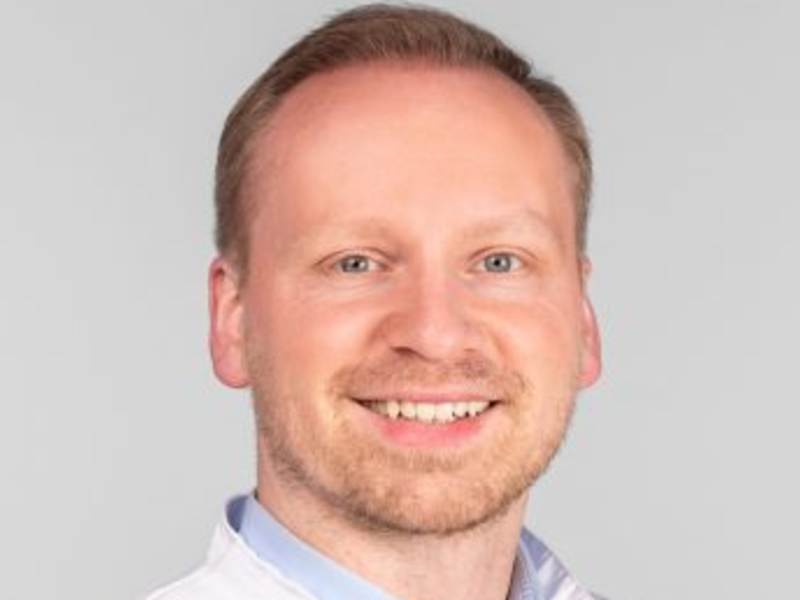 PD Dr. Leonard Achenbach PD Dr. Leonard Achenbach