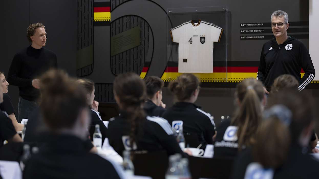 Schiedsrichterinnen,Trainingslager,Campus