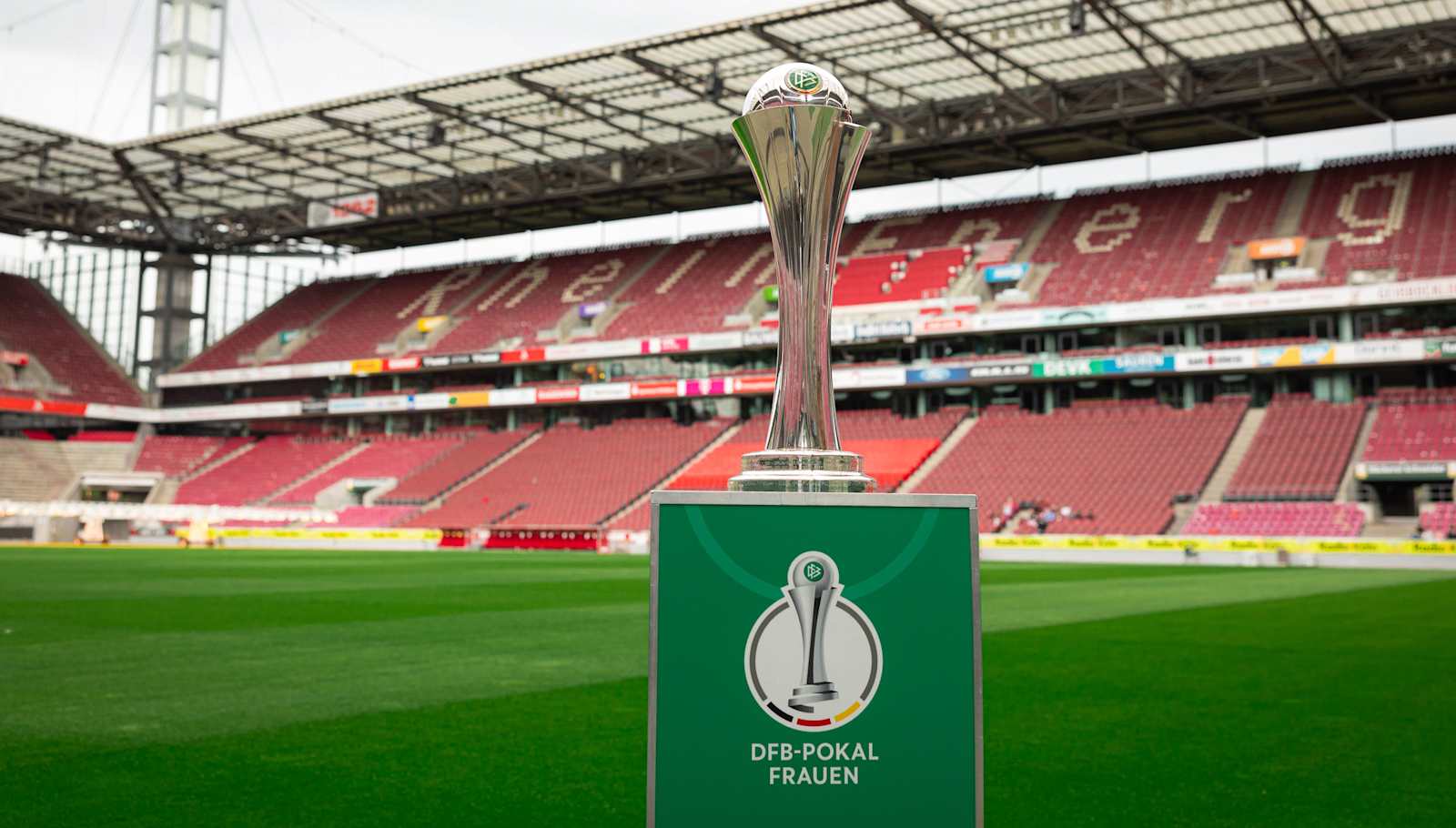 DFB-Pokal,Frauen-Pokal,Pokal,Trophäe,Köln,Platzhalter,Symbolbild