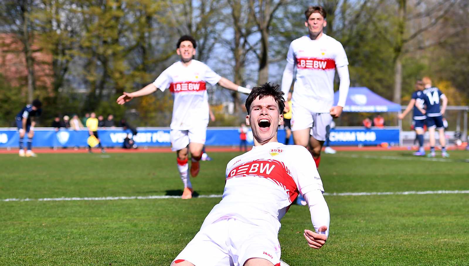 VfL Bochum U19 - VfB Stuttgart U19 Fußball DFB-Pokal A-Junioren Halbfinale: VfL Bochum U19 - VfB Stuttgart U19 am 21.03.2026 auf dem LA-Platz am Vonovia StadionTorjubel zum 0:2 durch Neno Zezelj ( VfB Stuttgart U19 )Foto: Thorsten Tillmann / FUNKE Foto Services