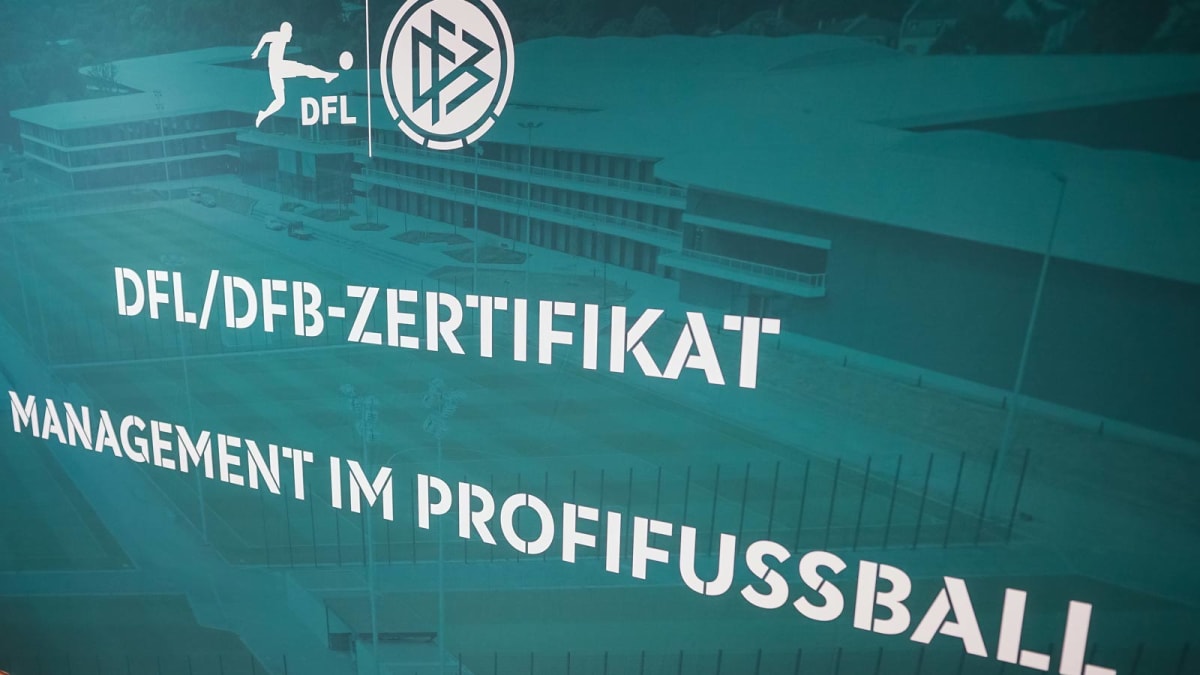 Management im Profifußball