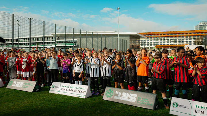 Wochenende des Amateurfußballs,Amateurfußball,Kinder,Platzhalter,Symbolbild