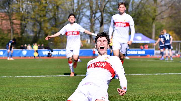 Fußball DFB-Pokal  A-Junioren Halbfinale: VfL Bochum U19 - VfB Stuttgart U19 am 21.03.2026 auf dem LA-Platz am Vonovia StadionTorjubel zum 0:2 durch Neno Zezelj ( VfB Stuttgart U19 )Foto: Thorsten Tillmann / FUNKE Foto Services