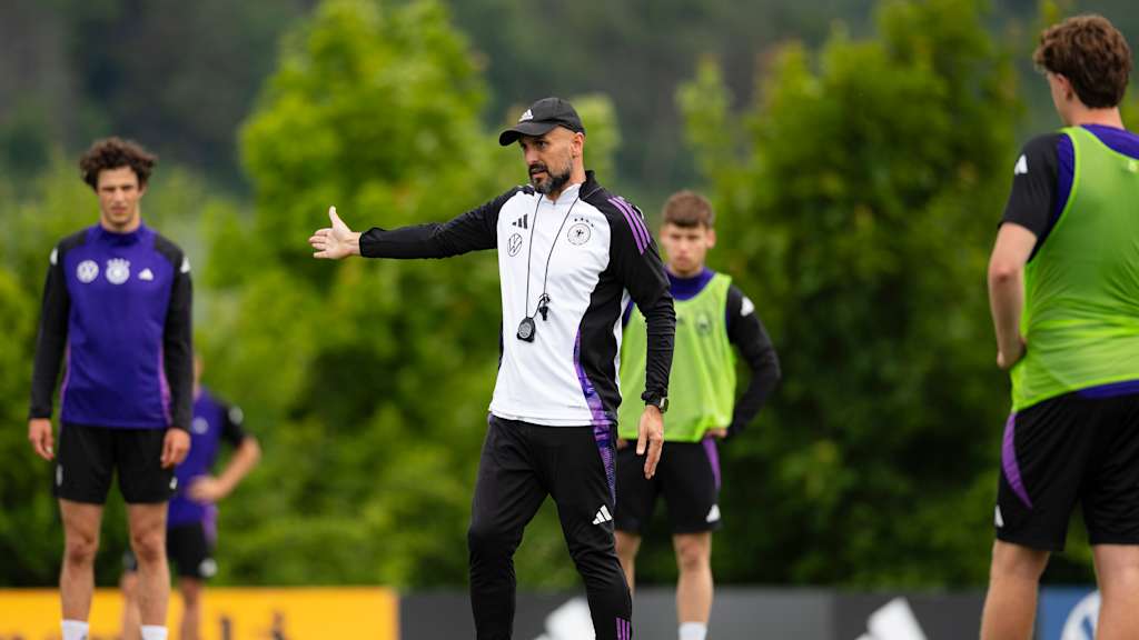 DFB, Deutscher Fussball-Bund, DFB U 21 EURO 2025, UEFA Under21 EURO 2025, Trainingslager im Weimarer Land, Antonio Di Salvo, (Cheftrainer), Blankenhain, 04.06.2025, Foto: Thomas Boecker/DFB