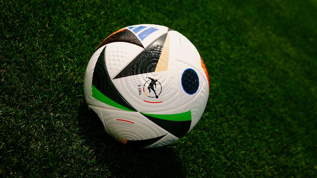 Ball,Platzhalter,Symbolbild,3. Liga