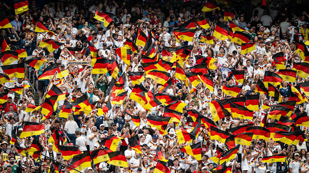 Fans of Germany celebrateGES/ Fussball/ Fussball Weltmeisterschaft 2026: Deutschland - Curacao, 14.06.2026Football / Soccer: FIFA World Cup 2026: Germany vs Curacao, Houston, June 14, 2026