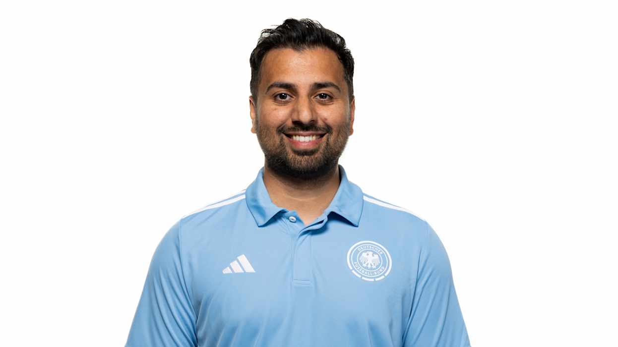 DFB Futsal-Nationalmannschaft Presentation, German national futsal team, Munim Akhtar (Physiotherapeut), Frankfurt am Main, 01.10.2024, Foto: Yuliia Perekopaiko/DFB