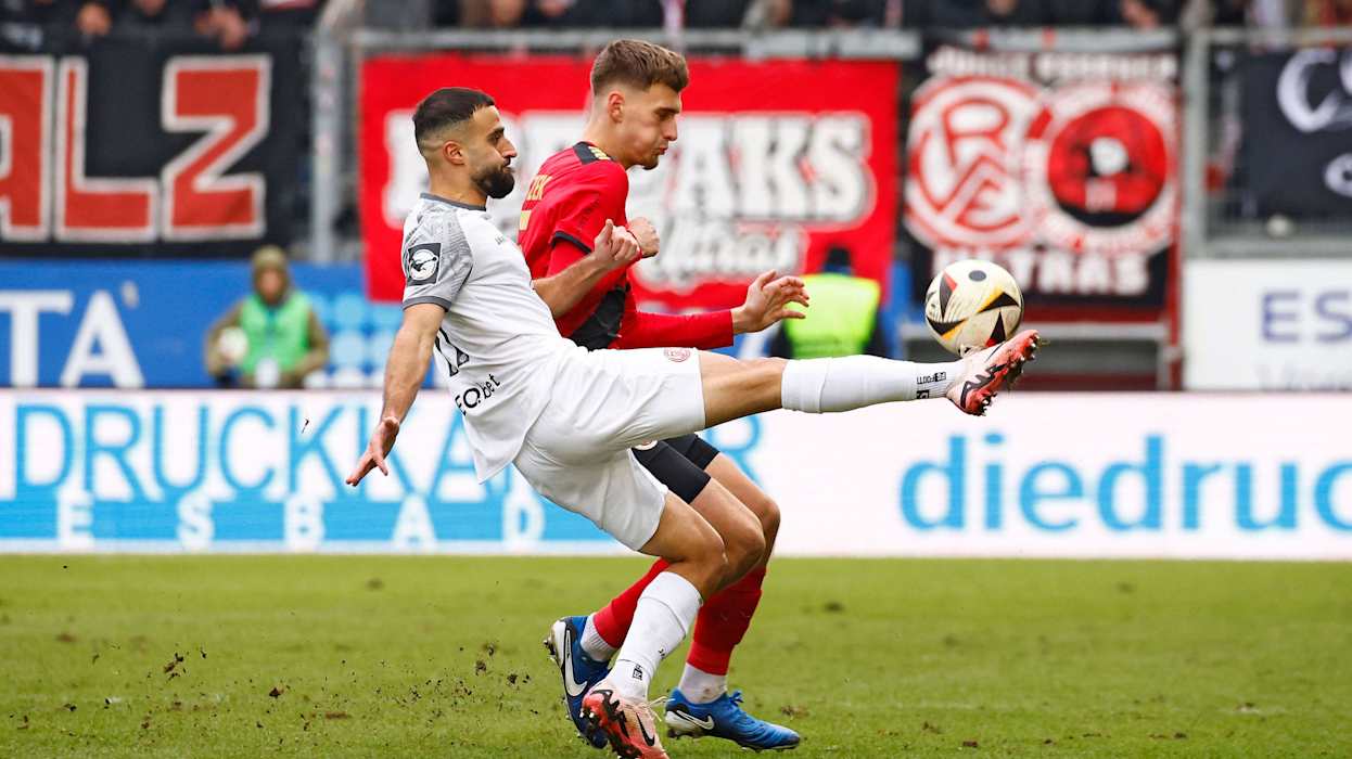 SV Wehen Wiesbaden - Rot-Weiss Essen