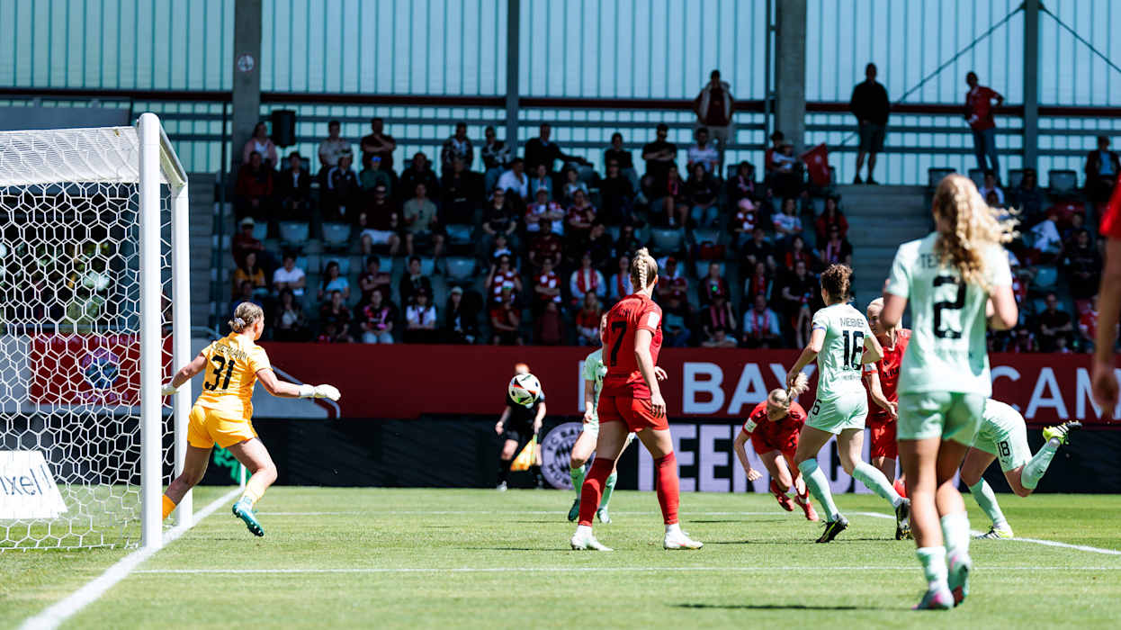 Bayern München - SGS Essen