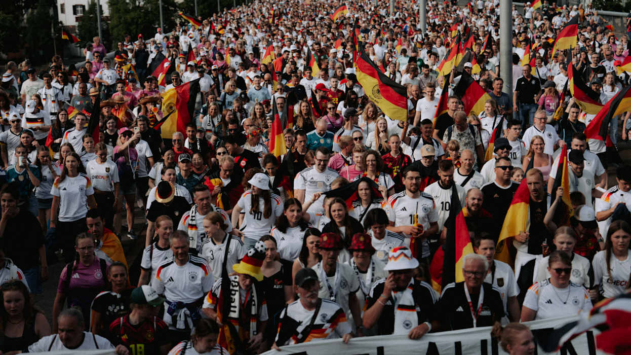 DFB Frauen-Nationalmannschaft , German Womens National Team, WEURO 2025, SchweizDeutschland, Germany, Fan-Walk vor dem Spiel gegen Frankreich, Viertel FinaleBasel, Schweiz, 19.07.2025, Foto: Sofieke van Bilsen/DFB