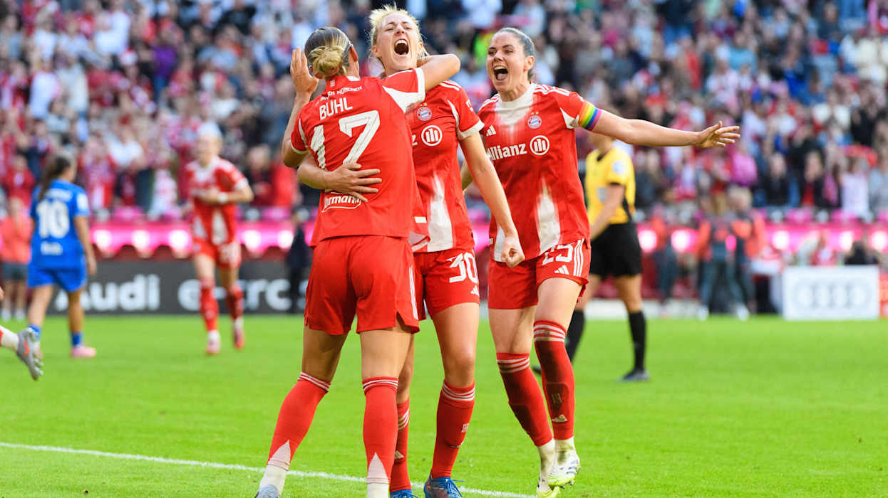 Bayern Muenchen, Bayer Leverkusen, Google Pixel Frauen-Bundesliga