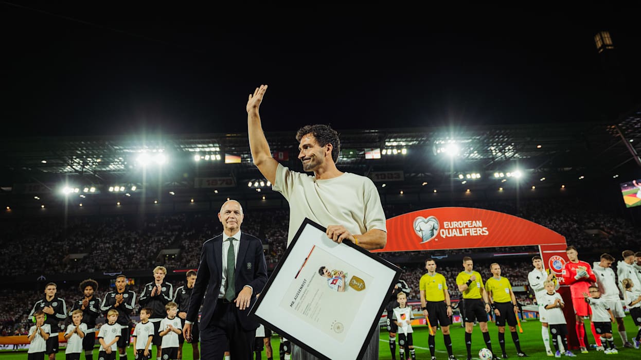 DFB-Praesident Bernd Neuendorf, Mats Hummels.FIFA WM Qualifikation: Deutschland - Nordirland , 07.09.2025UEFA Nations League: Germany vs Northern Ireland, September 07, 2025Abdruck+jede Verwendung ausserhalb des DFB / Deutschen Fussball-Bund nicht gestattet.
