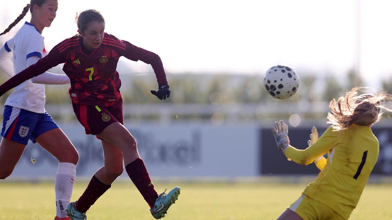U 15 gegen England
