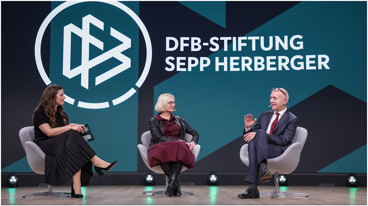 Sepp-Herberger-Awards,Awards,Herberger,Platzhalter,Symbolbild