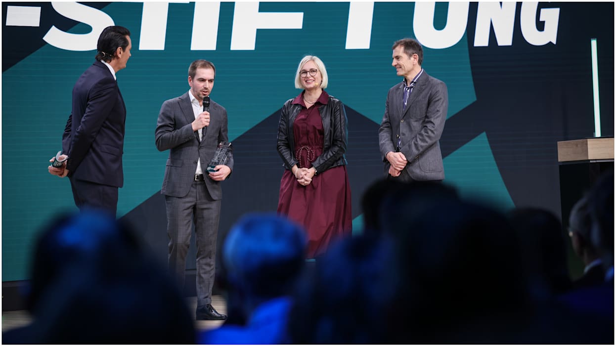 Sepp-Herberger-Awards,Awards,Herberger,Platzhalter,Symbolbild