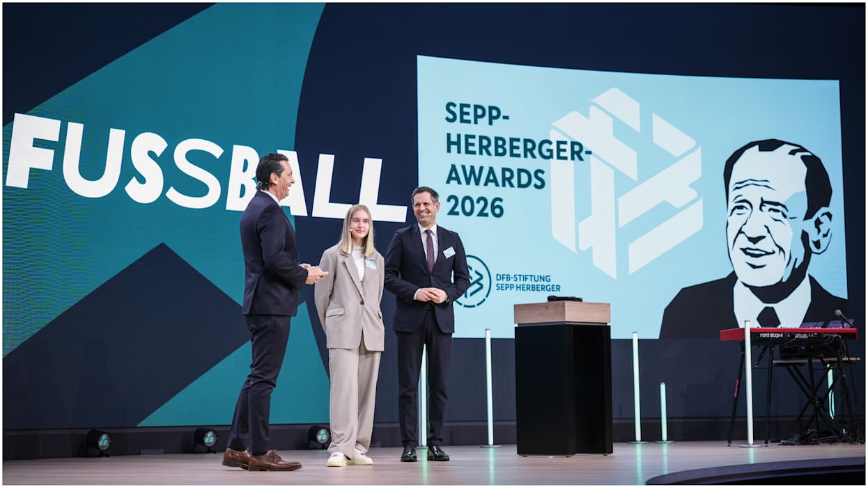 Sepp-Herberger-Awards,Awards,Herberger,Platzhalter,Symbolbild