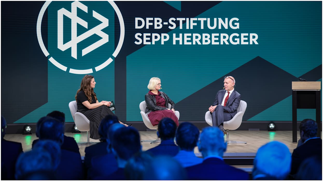 Sepp-Herberger-Awards,Awards,Herberger,Platzhalter,Symbolbild