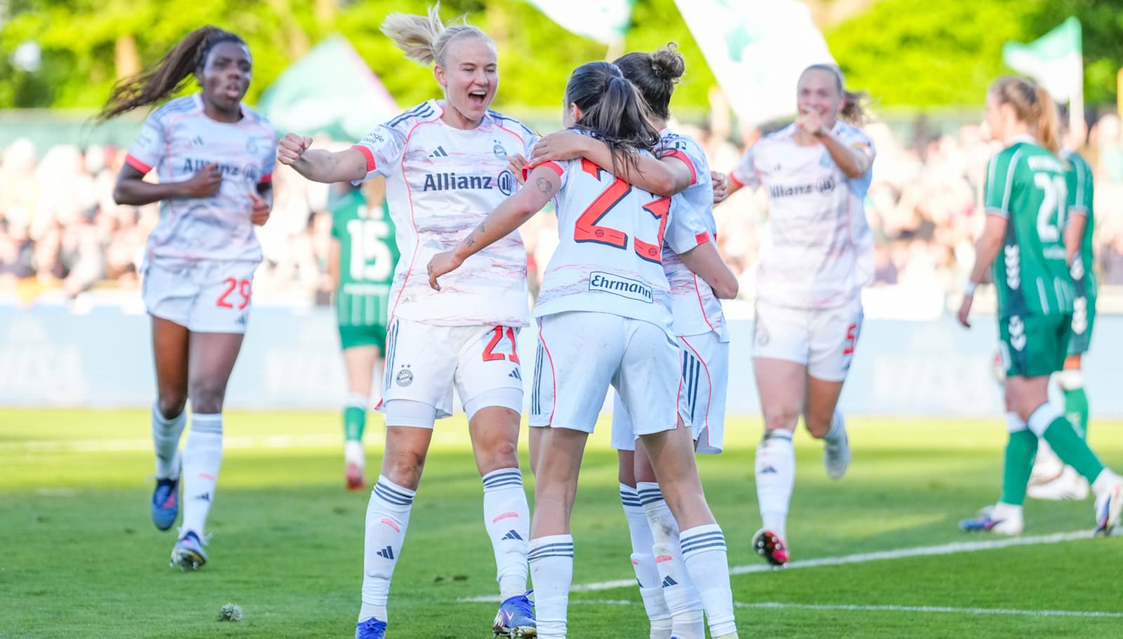 Google Pixel Frauen-Bundesliga, Werder Bremen, FC Bayern Muenchen