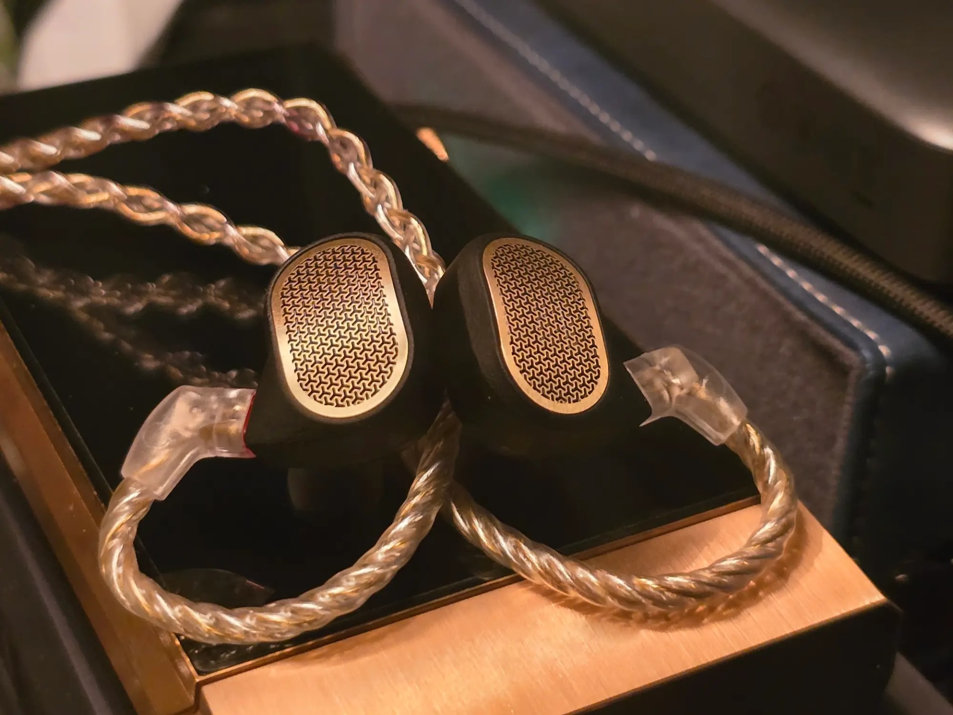 SoundFactor Modern