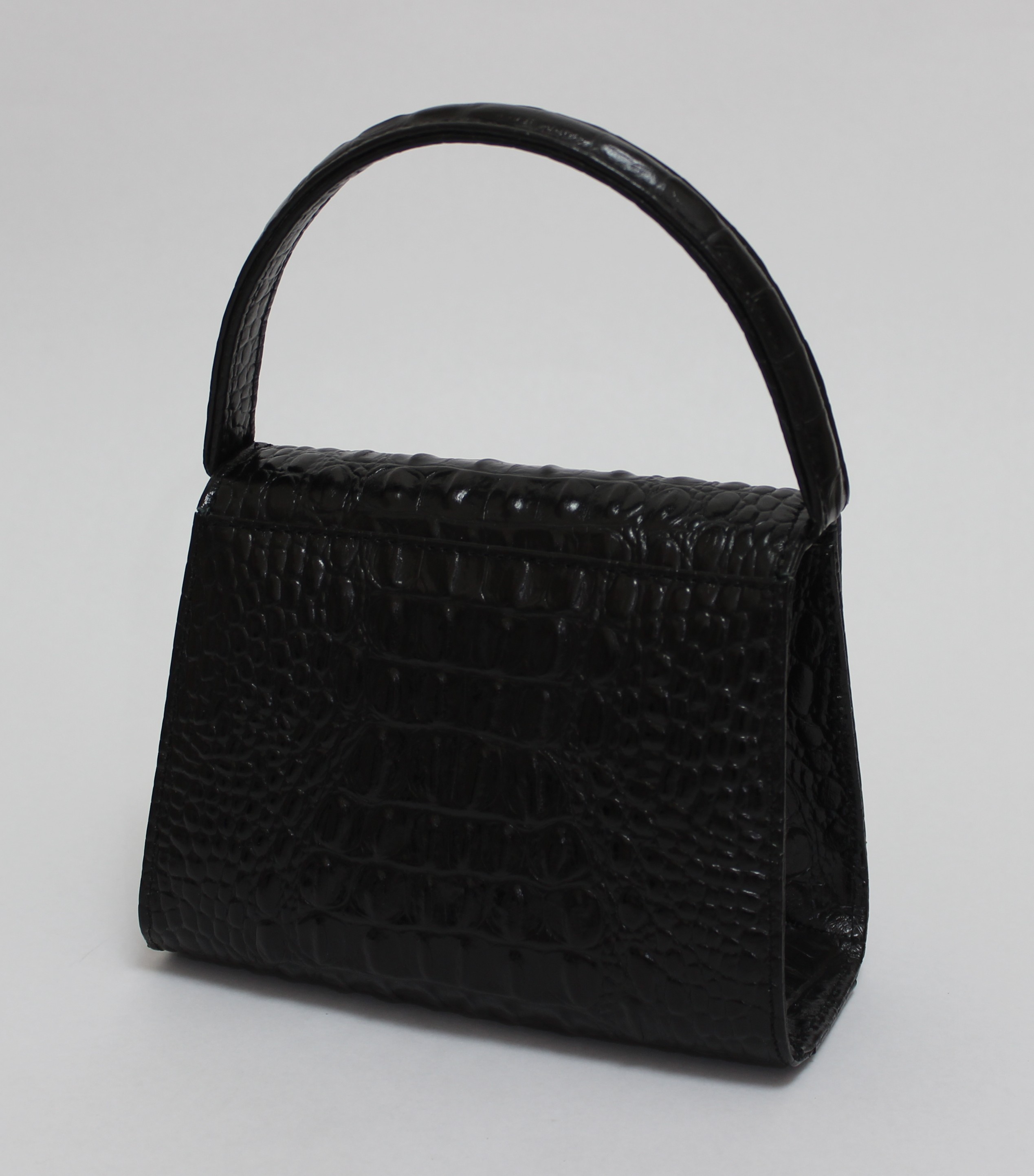Vittoria - Black - Image 3