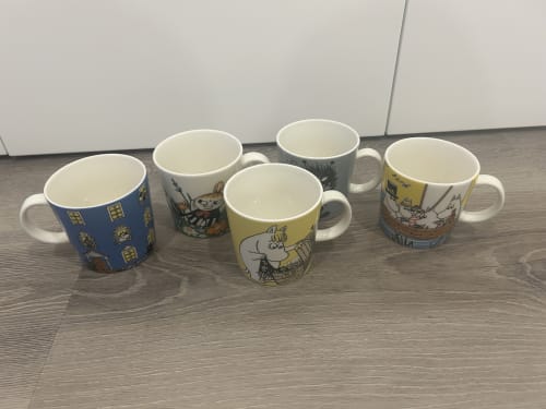 5 mugs for sale - good condition
