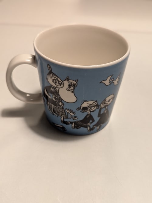 'Peace' blue cup