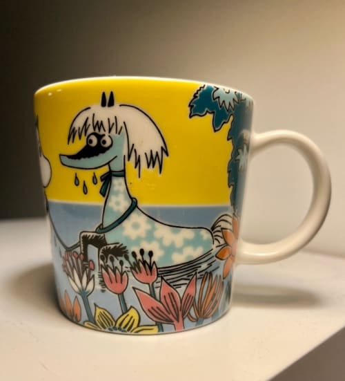 Yellow/blue mug with circus princess