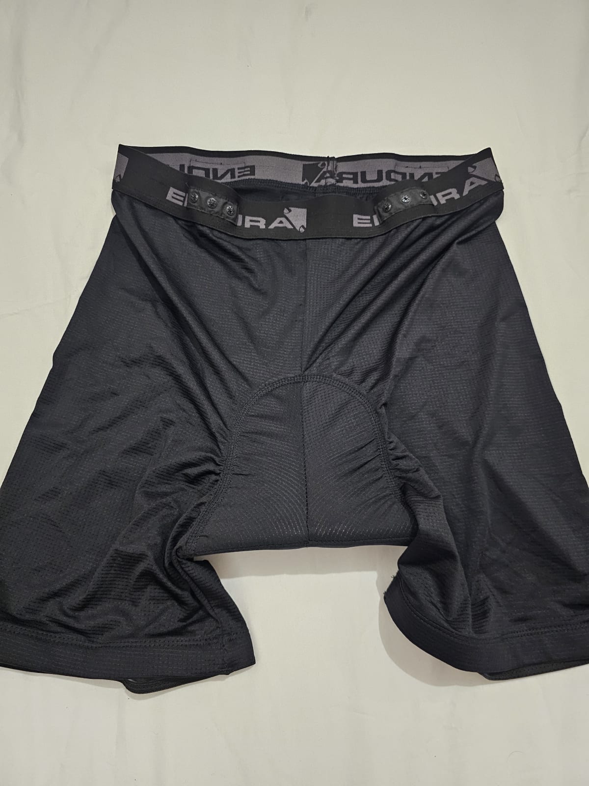 Endura Колоездачни клинове с подложка (Bibs) - Велоекипировка Velokit.bg