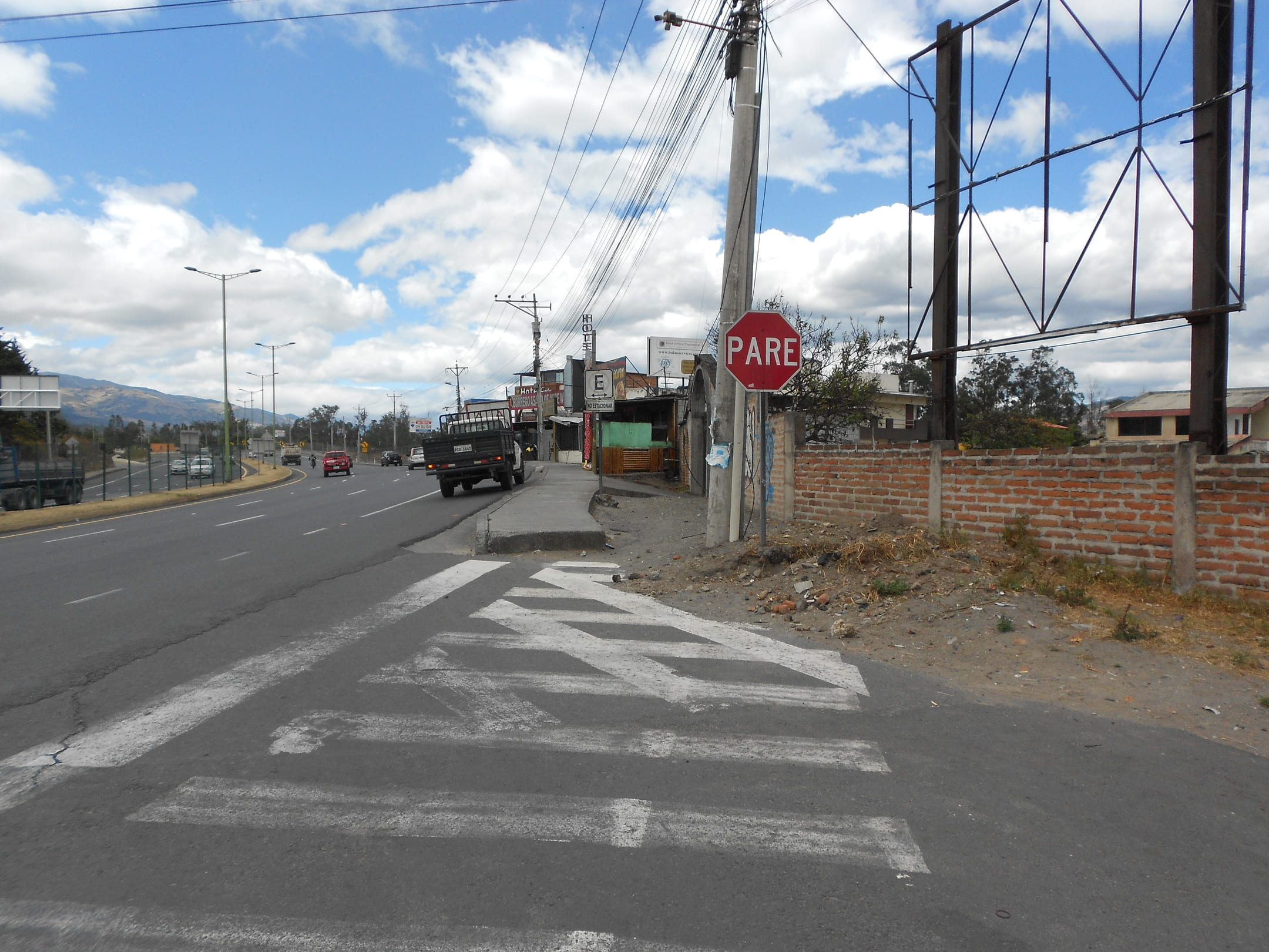Terreno en via Pifo - Tababela