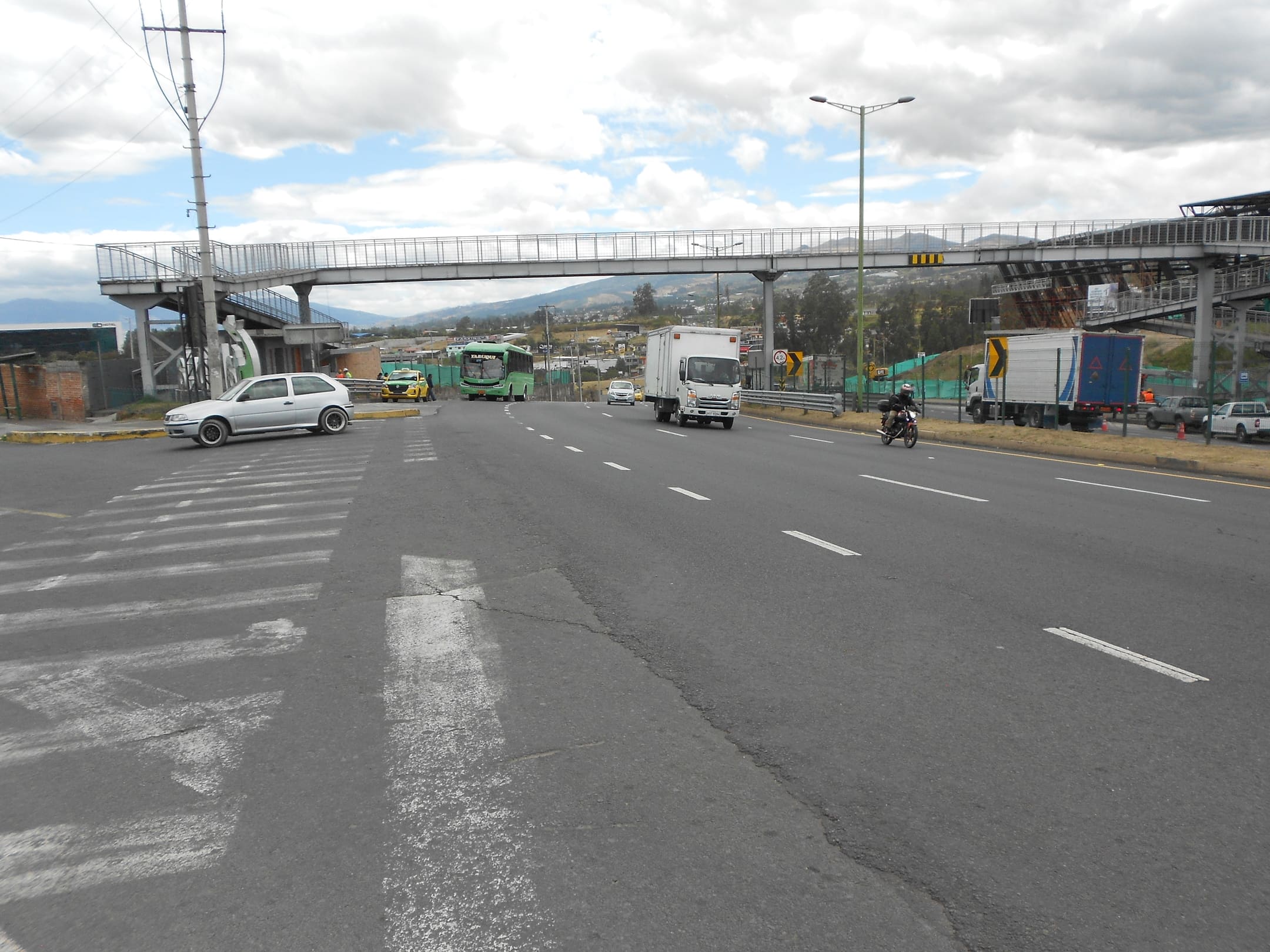 Terreno en via Pifo - Tababela