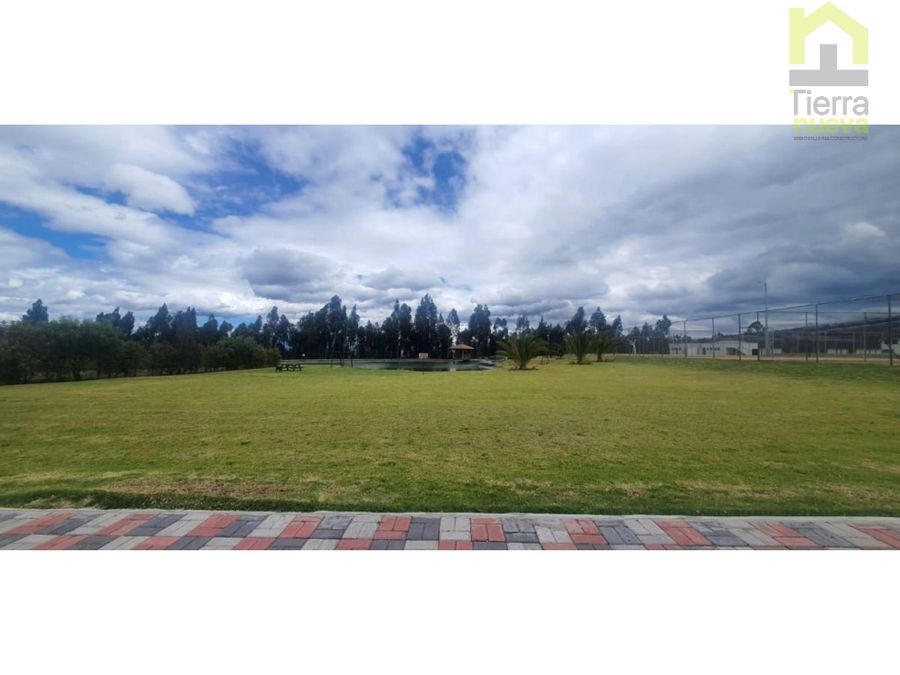 Terreno en urb. La Pradera 