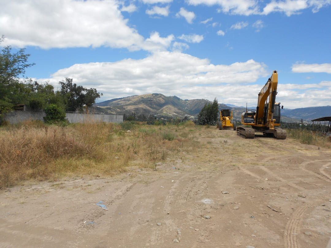 Terreno en via a Pifo