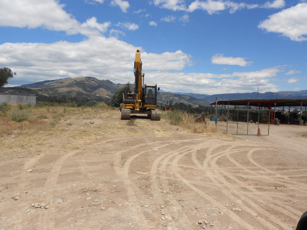 Terreno en via a Pifo