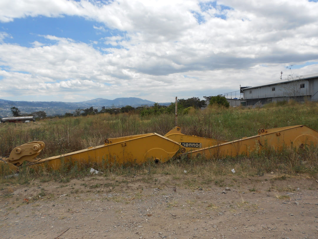 Terreno en via a Pifo