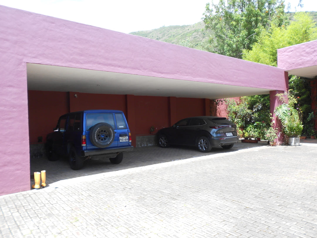 House in Pachosalas, Tumbaco