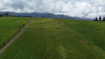 Farm in Pillaro 59.5 ha