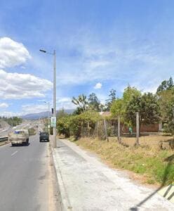 Land on ruta viva