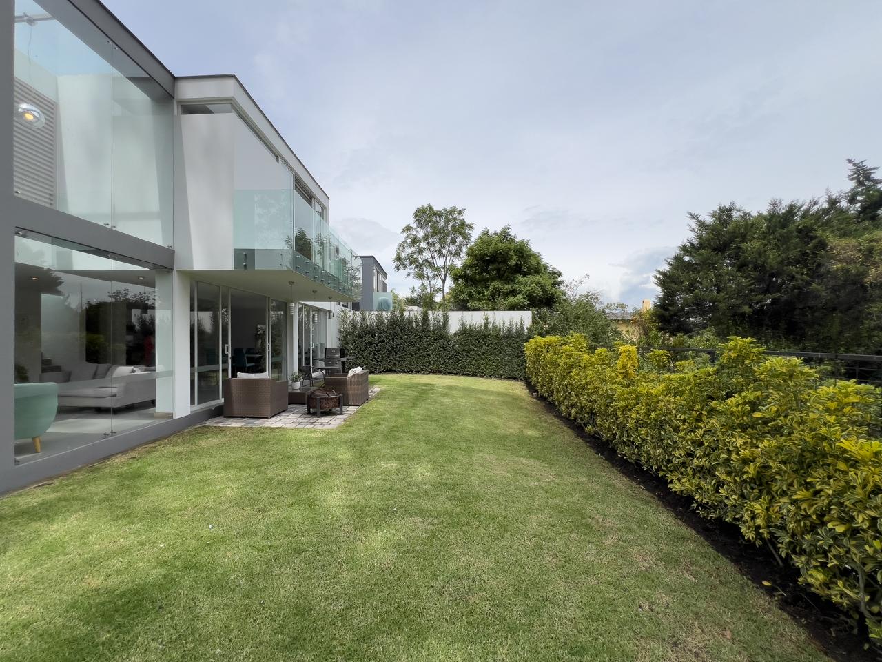 House in Tumbaco, 410 m2 plot