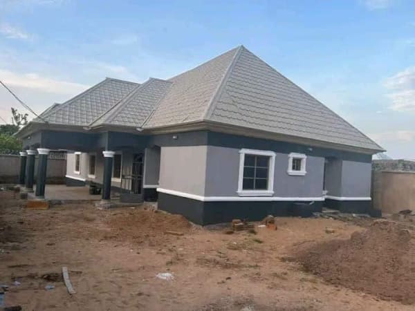 Newly Built 4 Bedroom Bungalow for Sale for sale in Behind Modern Market, Makurdi, Benue
