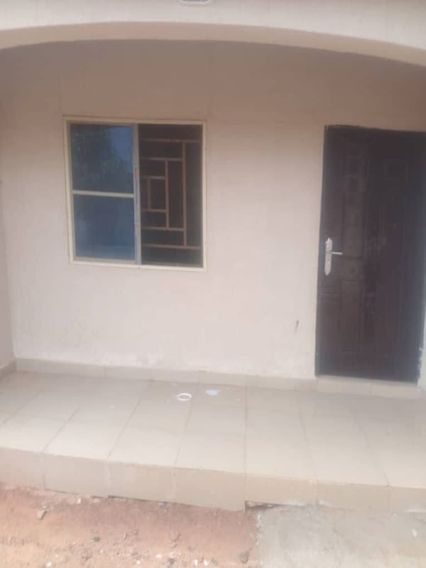 Spacious Self-Contain Room for rent in George Akume Way, Makurdi, Benue