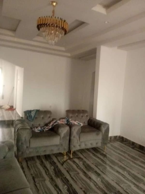 Additional view of Clean Three Bedroom Flat