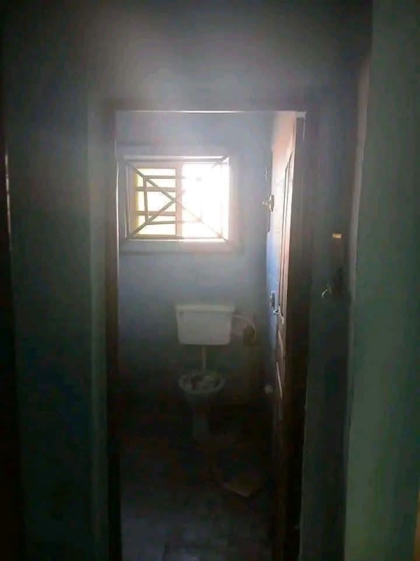 Additional view of 3 Bedroom Upstairs Flat
