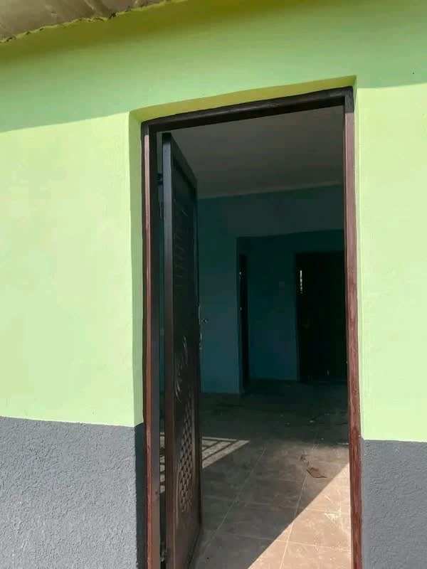 Additional view of Neat Self-Contained Apartment
