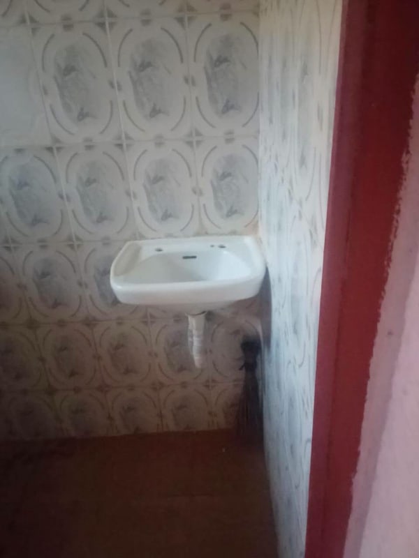 Additional view of Spacious Three-Bedroom Flat
