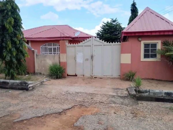 Standard 3 Bedroom Flat for sale in North Bank, Makurdi, Benue