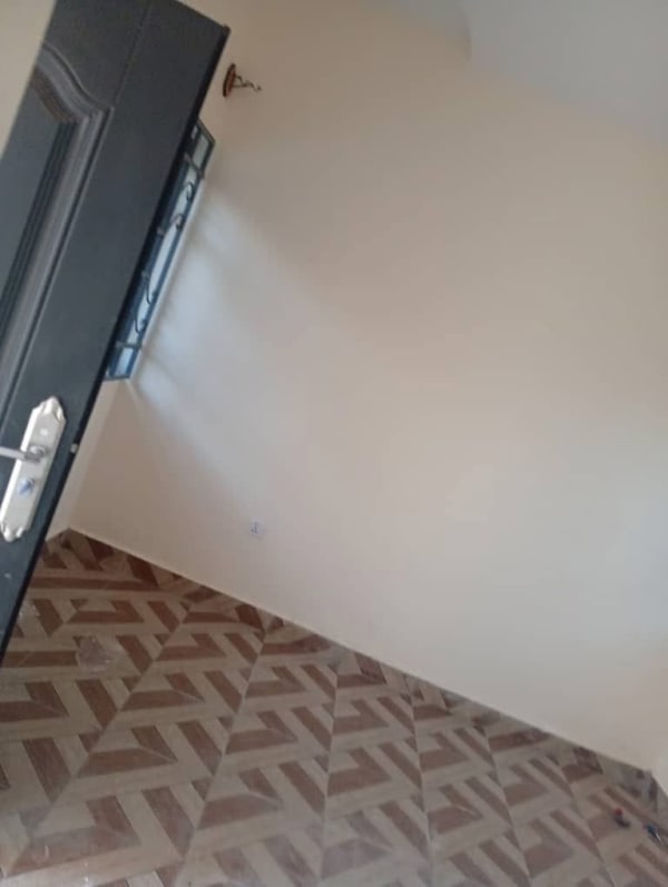 Additional view of Standard Self Contains at Villa Suite