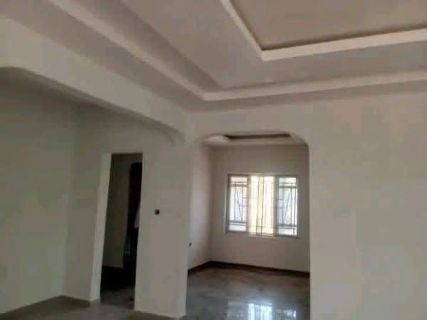 Additional view of Standard 5-Bedroom Flat